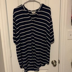 Loanna Size 3X short sleeve blouse. Great condition/only worn twice.